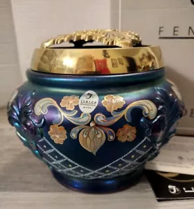 FENTON ART GLASS LIMITED EDITION FAVRENE DAISY JAR VASE Iridescent Cobalt Blue - Picture 1 of 18