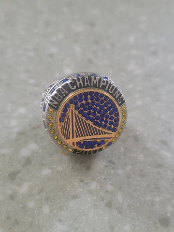 USED Golden State Warriors 2017 Back to Back Championship Replica Ring SGA NBA Cover