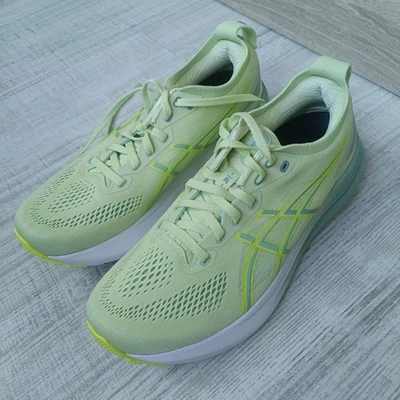 asics kayano 31 sin estrenar color menta talla 40.5 pequeña tara en suela - Imagen 1 de 4