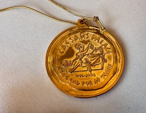 CAESARS PALACE casino 40 YEARS 1966-2006 ~ ANNIVERSARY PENDANT medallion XMAS - Picture 1 of 4