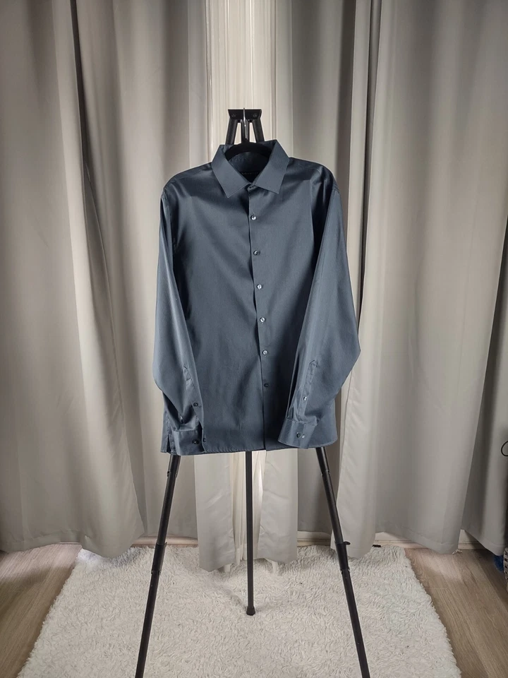 Van Heusen Studio Men Dark Blue To Gray Cotton Blend Dress Shirt Size 16 (34/35) - Image 1 of 4