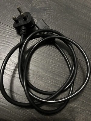 Power Cable UK Plug BS1363 to IEC C13 Kettle Lead Main Cord 13A 250V Laptop 1.2m - Image 1 of 3