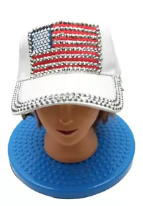NUEVA GORRA DE BÉISBOL BANDERA AMERICANA BRILLANTE BLING HERMOSA BLANCA IMPRESIONANTE EE. UU. - Imagen 1 de 5