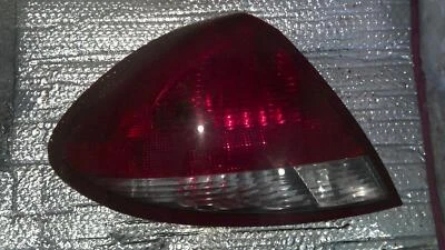 Conjunto de luz trasera izquierda FORD TAURUS 04 05 06 07 YF1X-13B505 Foto 1 de 4