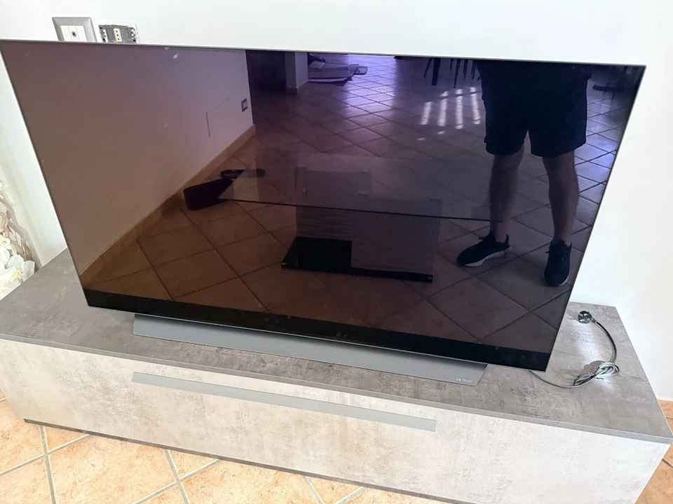 LG OLED Tv 55” - Immagine 1 di 3
