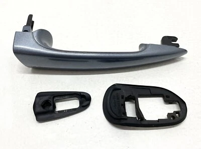 01-06 Genuine OEM BMW E46 325Ci Passenger Outside Door Handle 51217002272 330Ci - Image 1 of 4