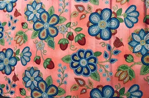 Coral Tuscon Beaded/stitched Strawberry Design By Elizabeth Studio #594 BTFQ - Picture 1 of 5