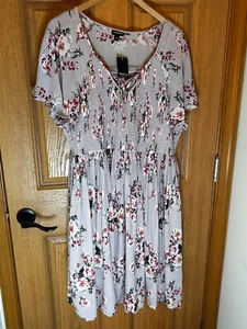 Torrid Mini Dress Size 2X Gray Challis Smocked Floral Skater Plus Size Boho NWT - Picture 1 of 22