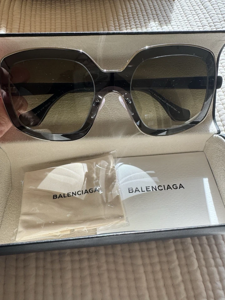 100 Authentic Balenciaga Bb0048s 001 52mm Sunglasses Bo