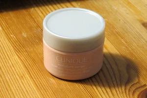New 30ml Clinique Moisture Surge 100H Auto-replenishing Hydrator Cream. - Picture 1 of 2