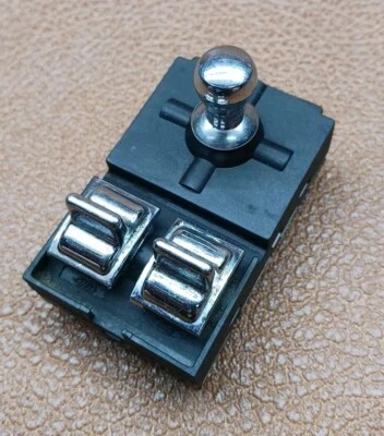 1990-1997 LINCOLN TOWN CAR POWER SEAT SWITCH - Image 1 of 4