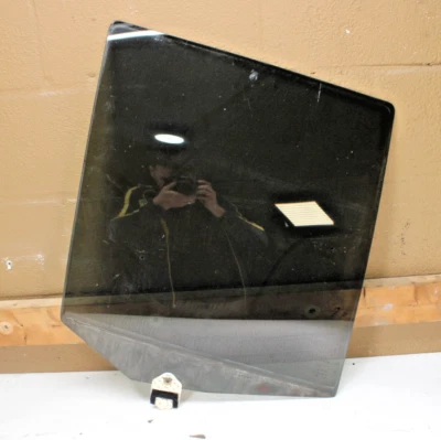 05-16 Land Rover LR4 LR3 HSE ventana lateral trasera derecha pasajero vidrio OEM Foto 1 de 3