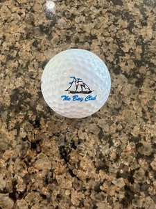 LOGO PELOTA DE GOLF - ORIGINAL THE BAY CLUB - LOGOTIPO ANTIGUO!!️ - Imagen 1 de 1