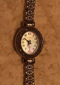 OROLOGIO DA POLSO DA DONNA JACLYN SMITH ARGENTO QUARZO 3186 MOVIMENTO GIAPPONESE - Foto 1 di 3