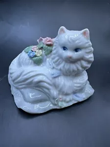 1991 Enesco Porcelain white Cat on blanket Music Box plays “Memory” from Cats. - Picture 1 of 15