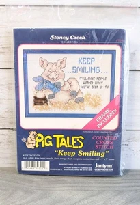 Stoney Creek Sammlung Schweinegeschichten KEEP SMILING gezähltes Kreuzstich-Set - PT05 - Bild 1 von 3