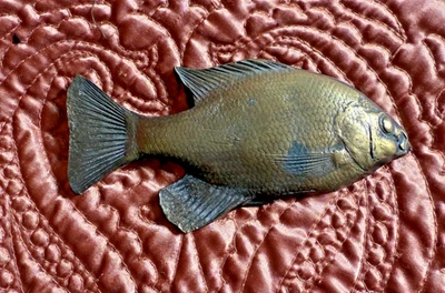 VINTAGE 1976 BERGAMOT BRASS WORKS FISH BELT BUCKLE - Image 1 of 4