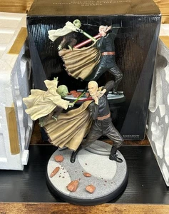 Star Wars Master Yoda vs Count Dooku Diorama Sideshow Collectible Boxed - Picture 1 of 9