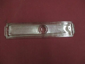 1942-47 Packard Clipper Front Parking Lamp Lens 387587 NOS - Picture 1 of 1