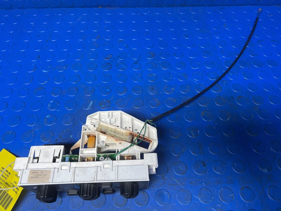 Nissan Frontier XE 2003-2004 doble cabina controles de temperatura manuales OEM 275102Z600 Foto 1 de 4