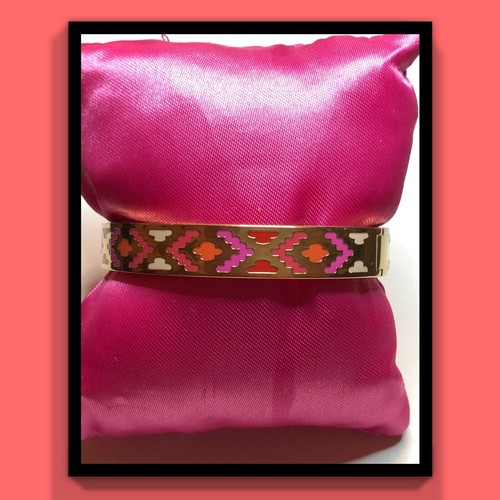 Bracciale Kate Spade Spice Things Up con cerniera oro e rosa intarsiato