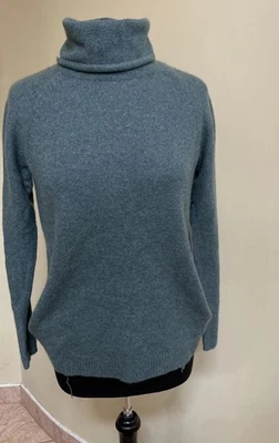 Max Studio 2 Ply 100% Cashmere Sage Turtleneck Sweater w/pockets Women's Size M  - Image 1 of 4