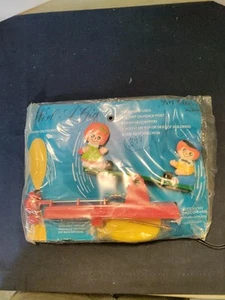 Vintage Hong Kong Kitch - Whirl-a-gig - Dolls On See Saw - Picture 1 of 9