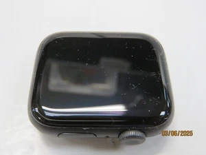 Apple Watch Series 5 44 mm boîtier gris (GPS) (MWVF2VC/A) [DG21] - Photo 1 sur 4