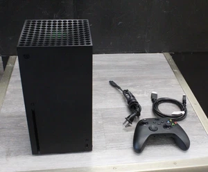Microsoft Xbox Series X 1TB Console - Nera con controller nero - Foto 1 di 8