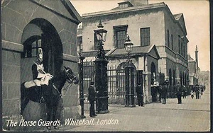 CLASSICAL SERIES POSTCARD HORSE GUARDS WHITEHALL C1910 - Picture 1 of 2