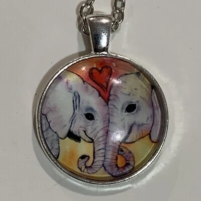 "Elefante africano y bebé 1"" cabujón de vidrio colgante de plata 18"" collar joyería" Foto 1 de 2