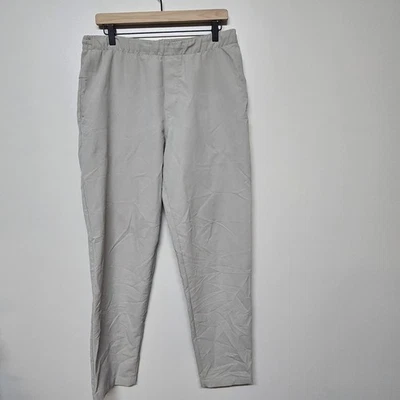 Lululemon New Venture Trouser Large Khaki LM5AKBS Pique Fabric Pull-On Faux Fly - Image 1 of 4