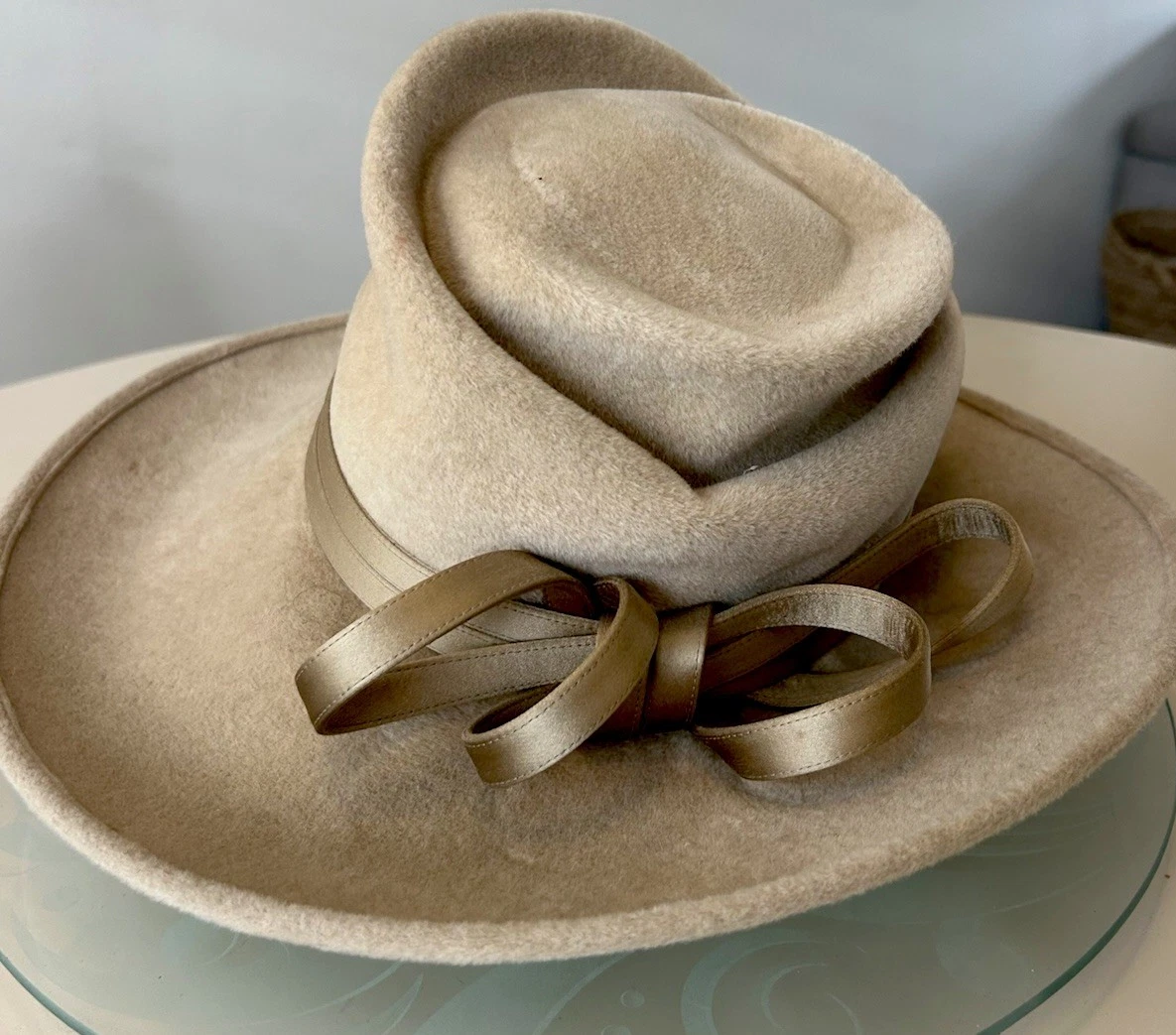 philip treacy レザーハット philip treacy レザーハット