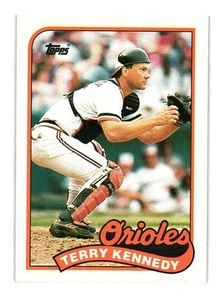 1989 Topps #705 Terry Kennedy Baltimore Orioles - Bild 1 von 2