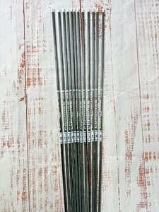 1 Dozen Gold Tip Compass 700 Arrow Shafts for Traditional inserts NOT included - Picture 1 of 4