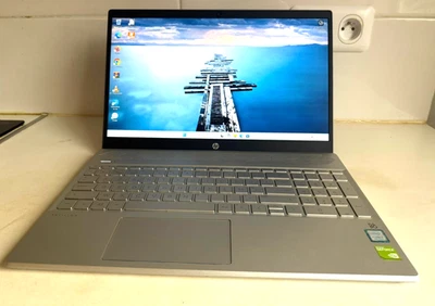 Ordinateur Portable HP Pavilion 15-cs0013nf I7 8565U 8 GO 256 GO SSD FHD - Photo 1/4