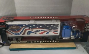 New-Ray Toys 1:32 Scale Patriotic Peterbilt Long Hauler Truck NIB - Picture 1 of 16