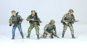 Set prevendita 04 figurine ProPainted 1:35 US Navy Seal team guerra Vietnam - Foto 1 di 12