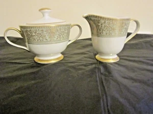 Norleans "Renaissance" Creamer & Covered Sugar Bowl Ivory Green and Gold EUC! - Picture 1 of 12