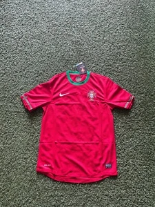 Nike Portugal Home Men's Jersey EURO 2012 - Picture 1 of 6