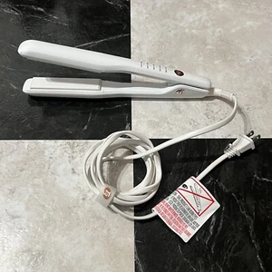 T3 Singlepass Ceramic 1" Professional Straightening, Styling, & Curling Iron - Picture 1 of 4