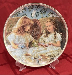 SANDRA KUCKS SUGAR & SPICE PLATE COLLECTION "BEST FRIENDS" 1ST ISSUE 1993 - Picture 1 of 11