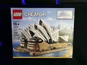 Retired LEGO  Collector Set  - Sydney Opera House &ndash; 10234  pieces