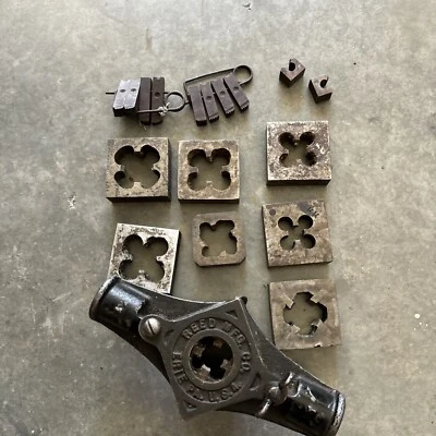 Vintage REED No. Pipe Threading Tool W Dies - Image 1 of 4