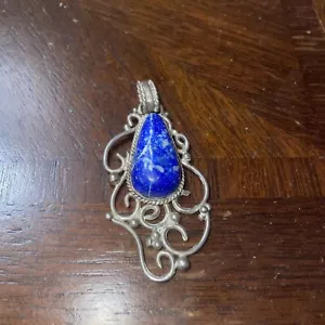 .950 Silver Swirl Intricate Blue Stone Pendant - Picture 1 of 3