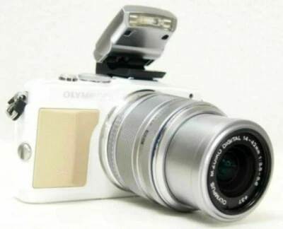 Cámara digital compacta Olympus PEN mini E-PL5 con lente de 14-42 mm *blanca *impecable Foto 1 de 4