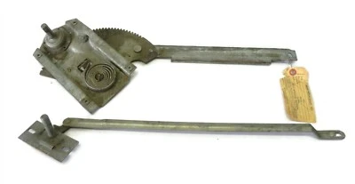 1960 PLYMOUTH FURY 2-DOOR HARDTOP LEFT WINDOW REGULATOR NOS & DOOR LATCH OPENER - Image 1 of 4