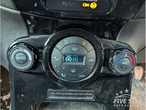 Ford Fiesta Climate Control Module Unit 1.6 TDCi Diesel 70kW (95 HP) 2015 4/5dr - Picture 1 of 3
