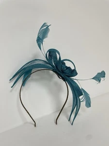 Failsworth Fascia Donna Fascinator Teal Fiocco Piuma - Foto 1 di 15