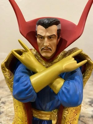 Bowen Designs Marvel DR. STRANGE 2002 1/8th Scale Mini Bust Figurine #48/5000 - Image 1 of 4
